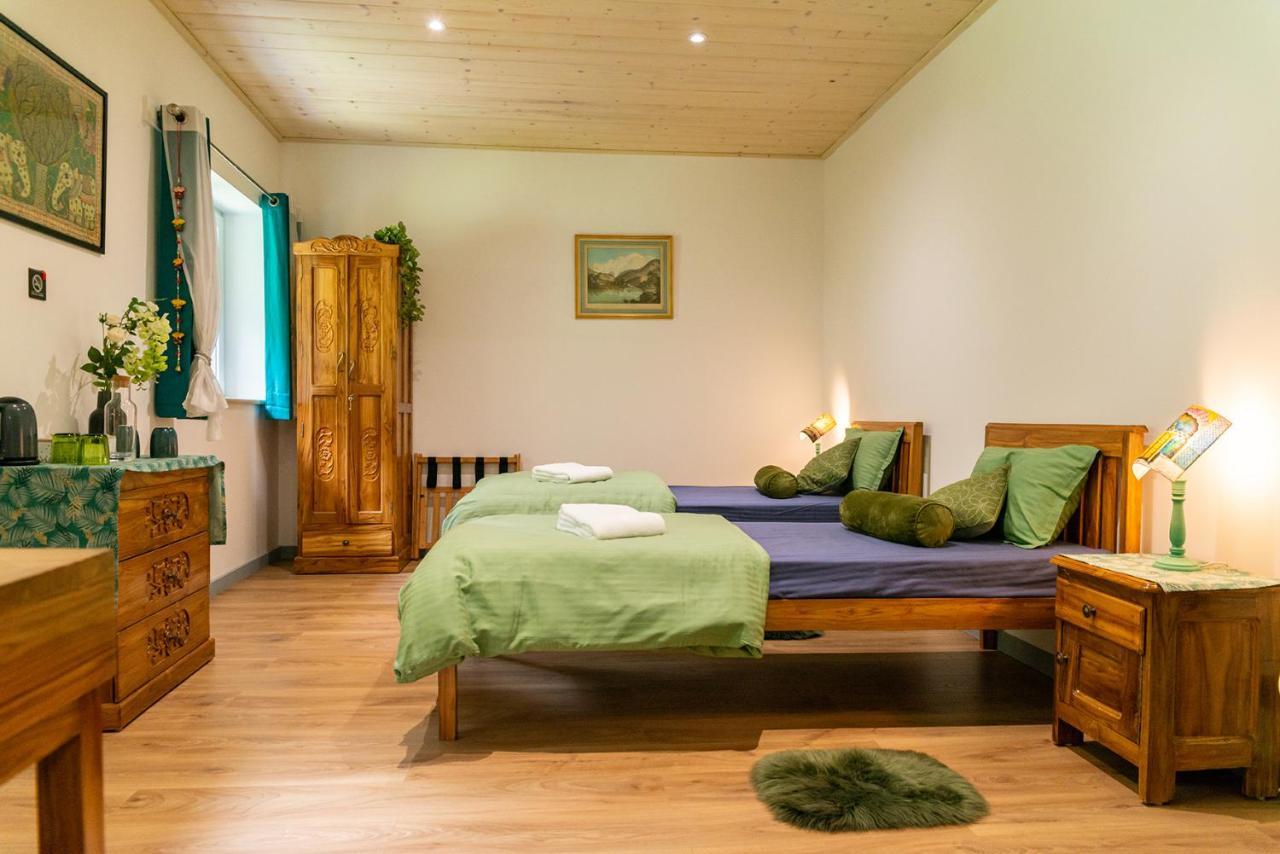 Sanskriti Hotel Scionzier Ngoại thất bức ảnh