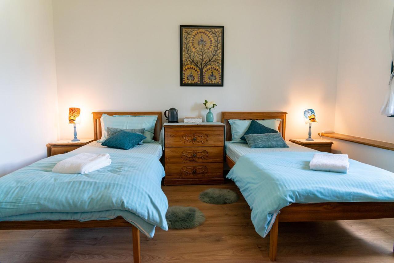 Sanskriti Hotel Scionzier Ngoại thất bức ảnh