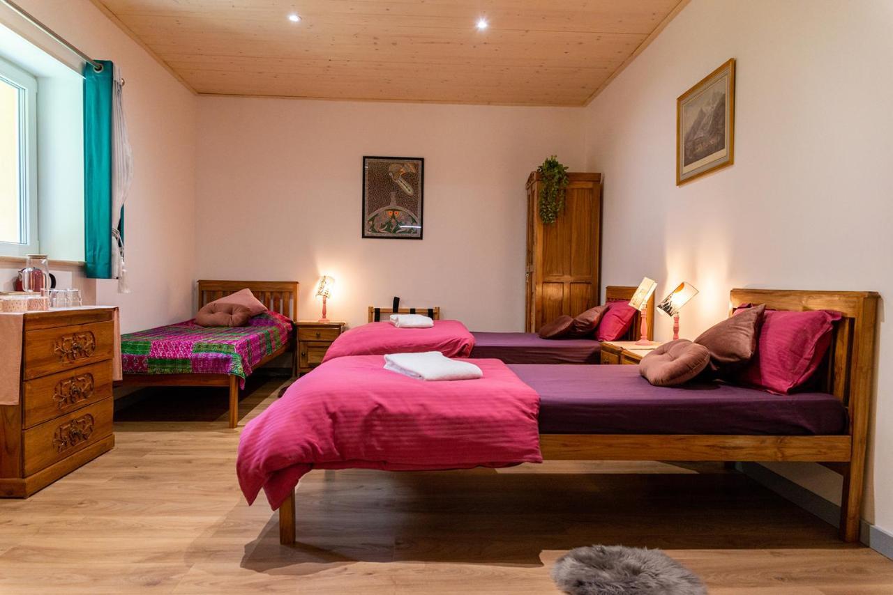 Sanskriti Hotel Scionzier Ngoại thất bức ảnh