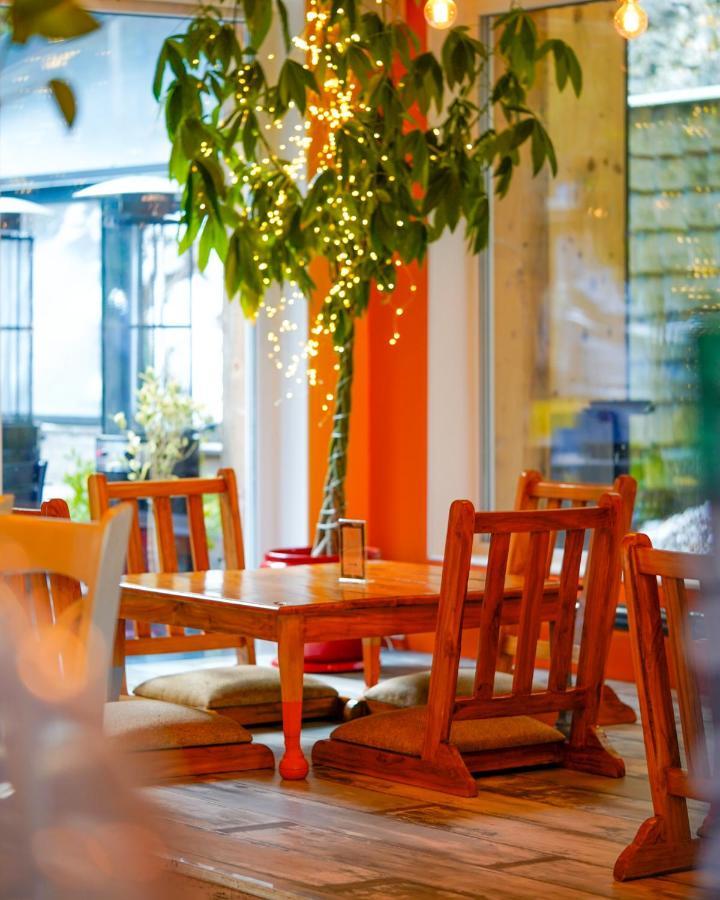 Sanskriti Hotel Scionzier Ngoại thất bức ảnh