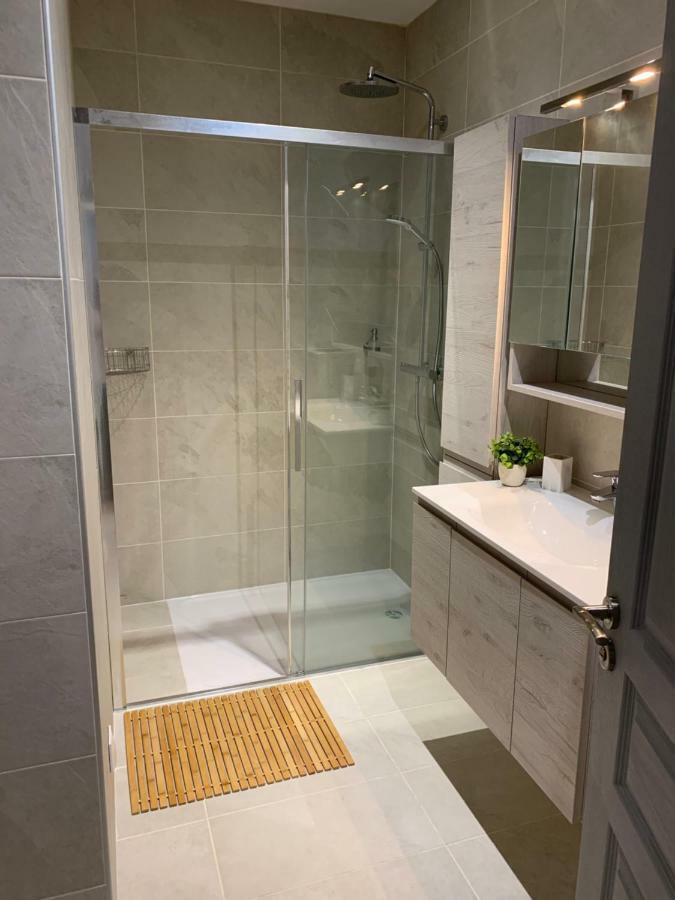 Sanskriti Hotel Scionzier Ngoại thất bức ảnh