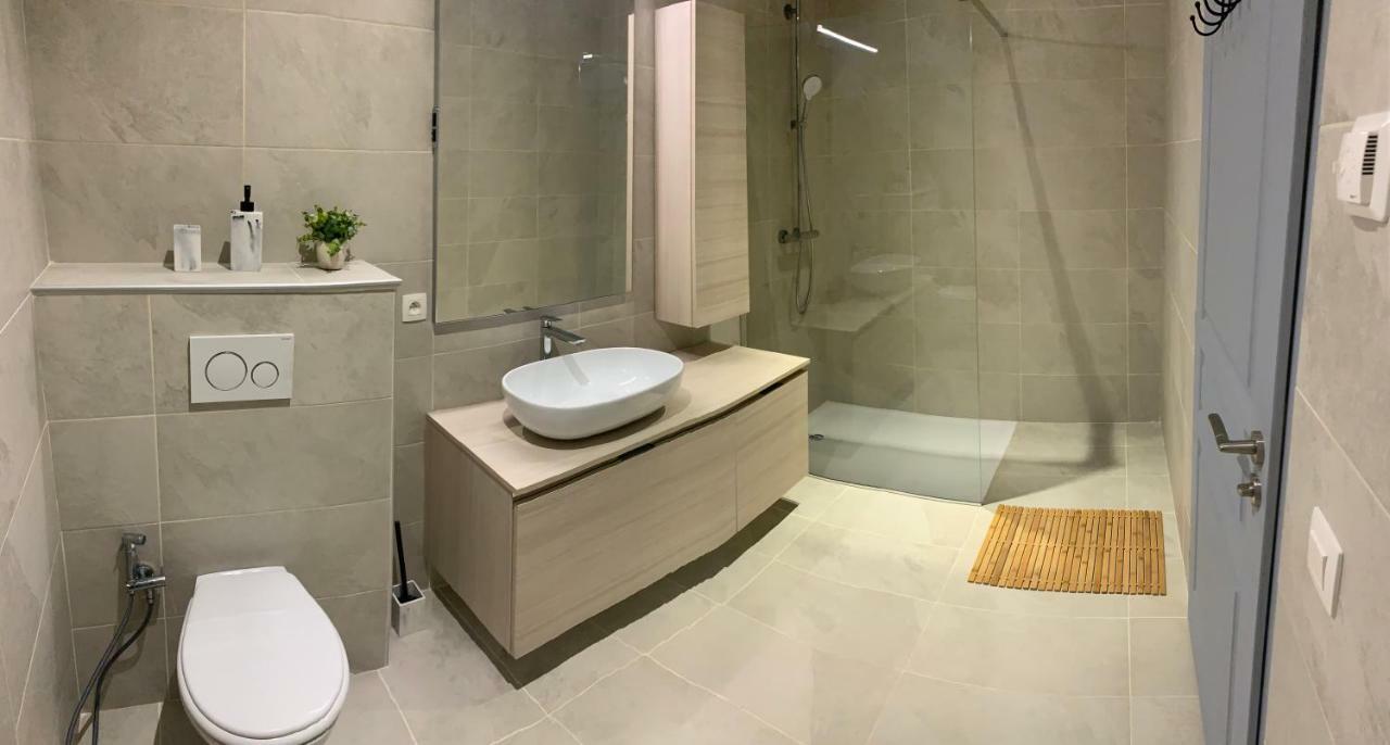Sanskriti Hotel Scionzier Ngoại thất bức ảnh